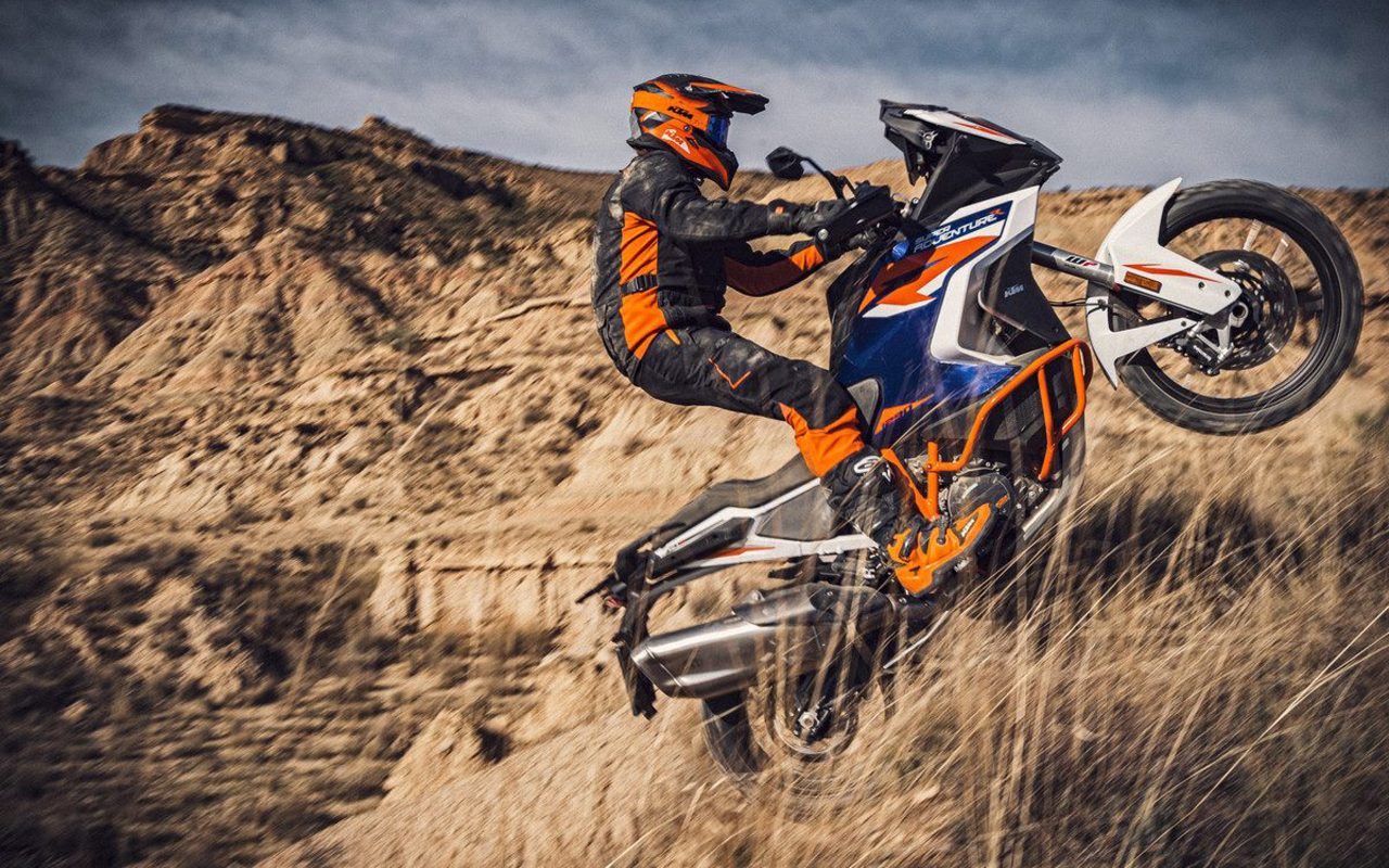 2021 KTM 1290 Super Adventure R is new and blue