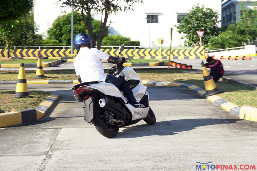 First Ride: 2021 Honda PCX160 image