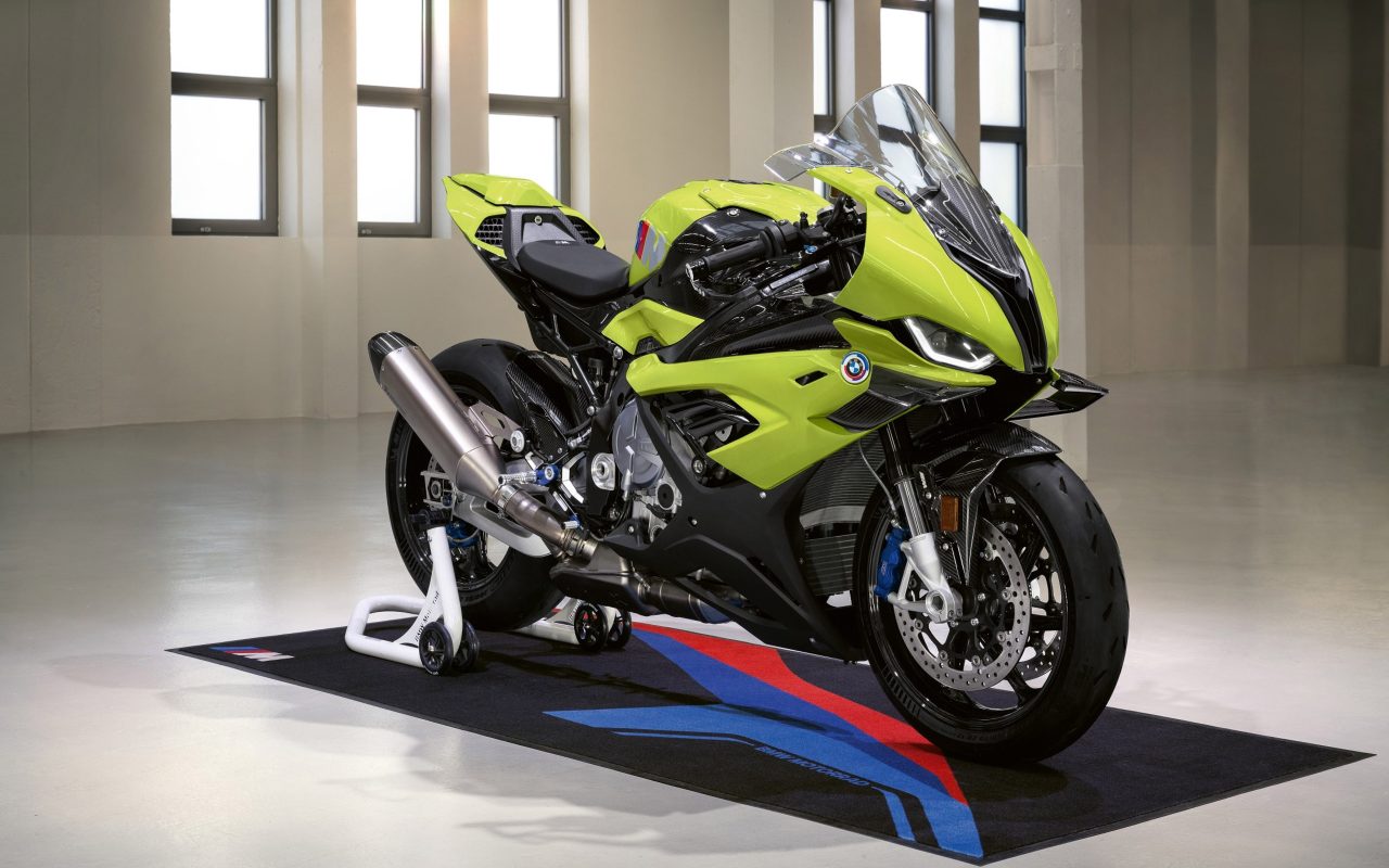 Special M 1000 RR commemorates 50th anniversary of BMW M