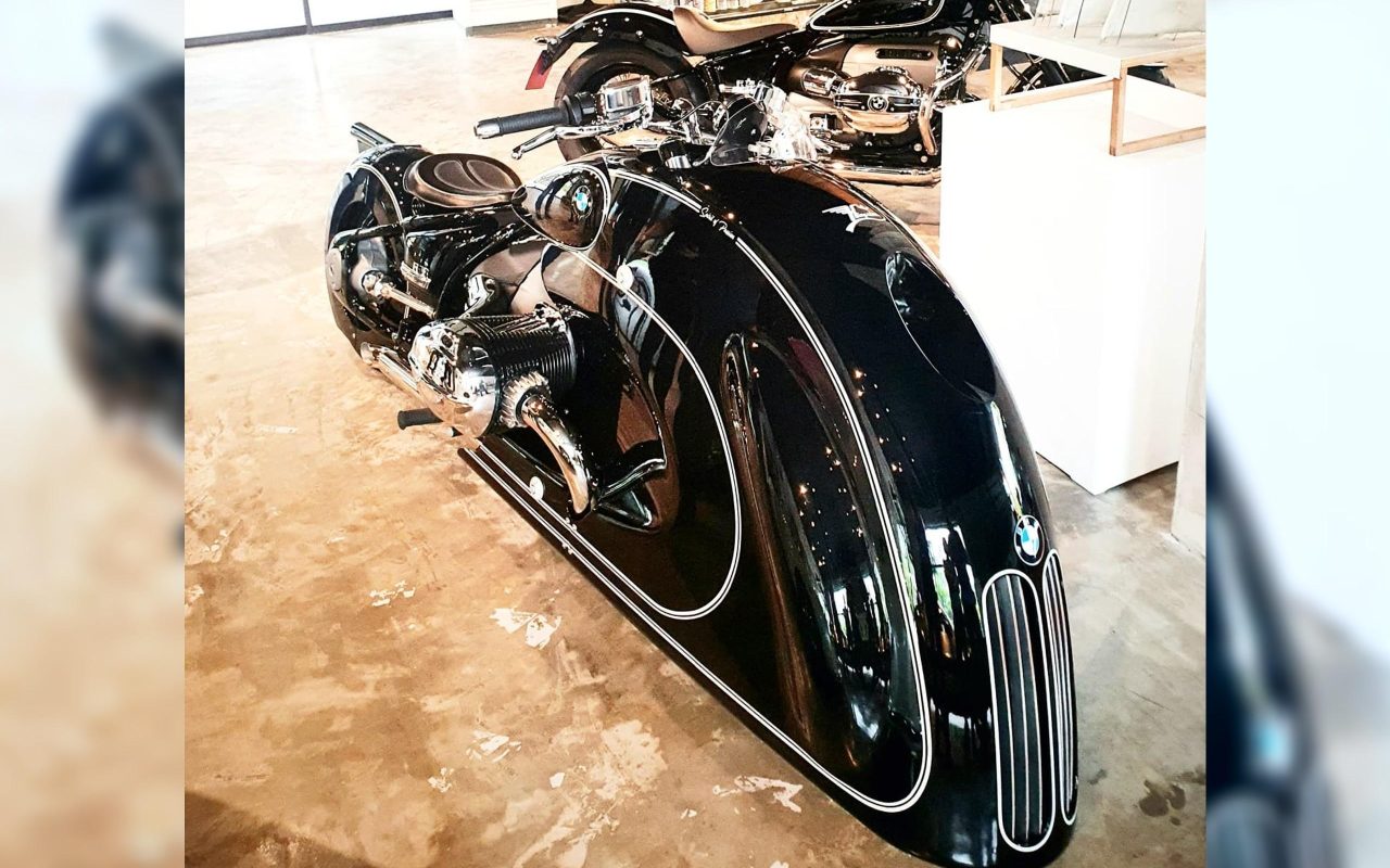 R 18 Spirit of Passion will be at Makina Moto Show