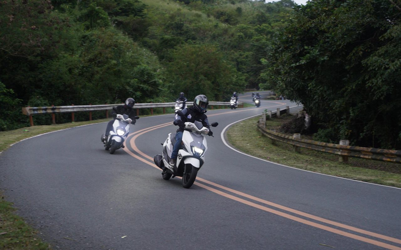 What do these media and vloggers have to say about the new Suzuki Avenis?