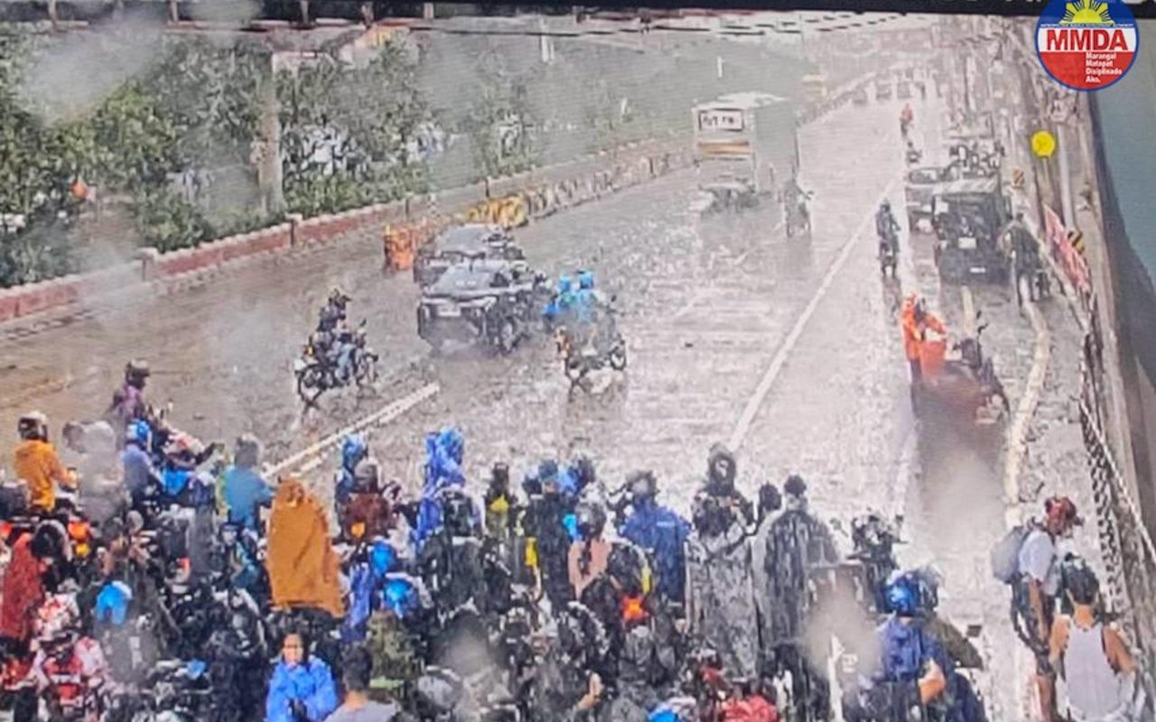 MMDA and Bosita split over policy of obstruction vs motorcycle riders