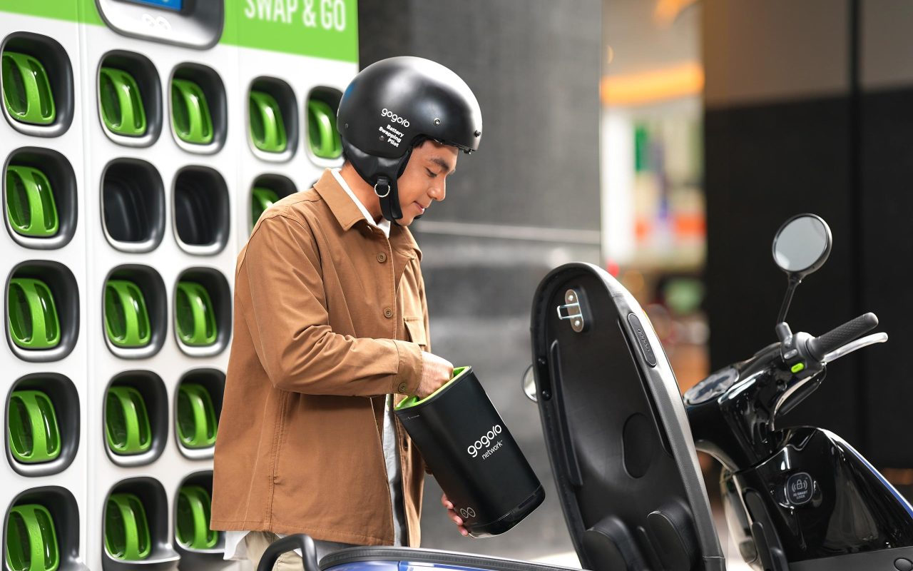 It’s official: Gogoro battery-swapping tech now in the PH