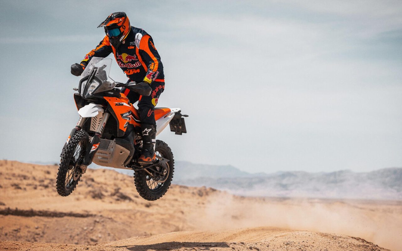 700-unit-only KTM 890 Adventure R Rally coming out