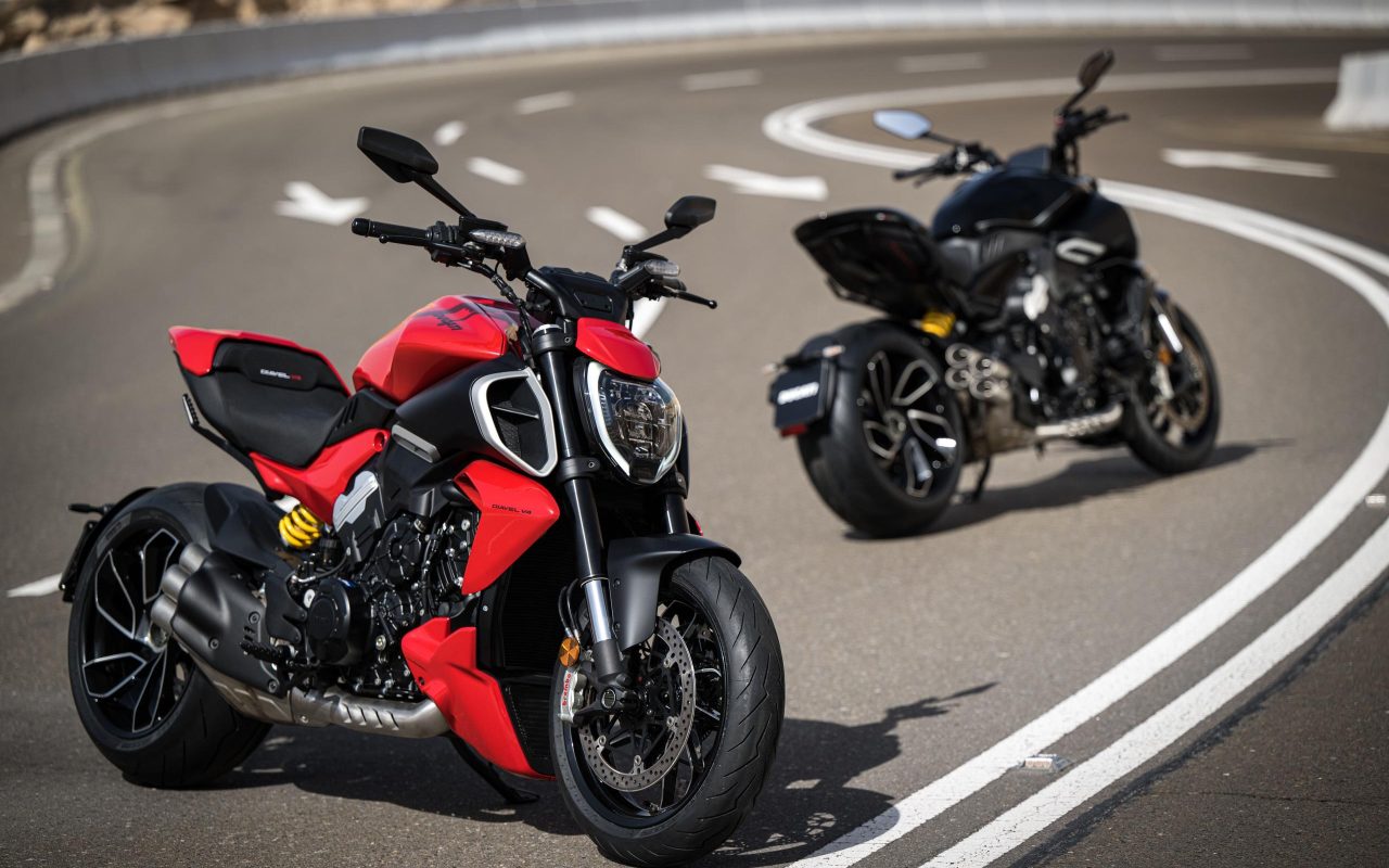 Ducati Diavel V4 wins multiple awards around the globe