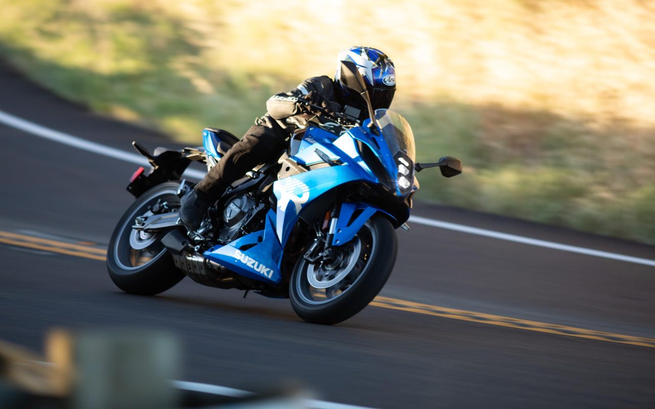 Suzuki launches GSX-8R and GSX-S1000GX at Makina