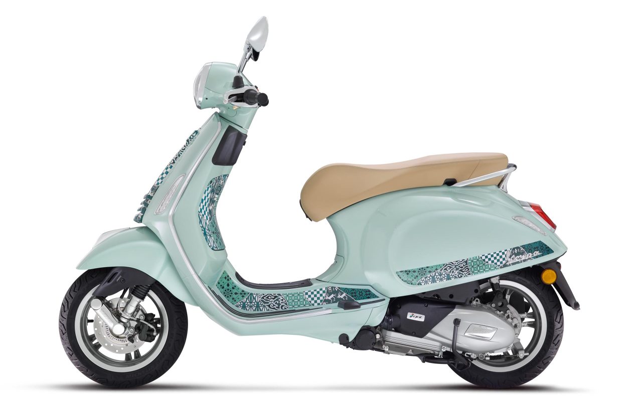 Vespa introduces the Primavera Batik