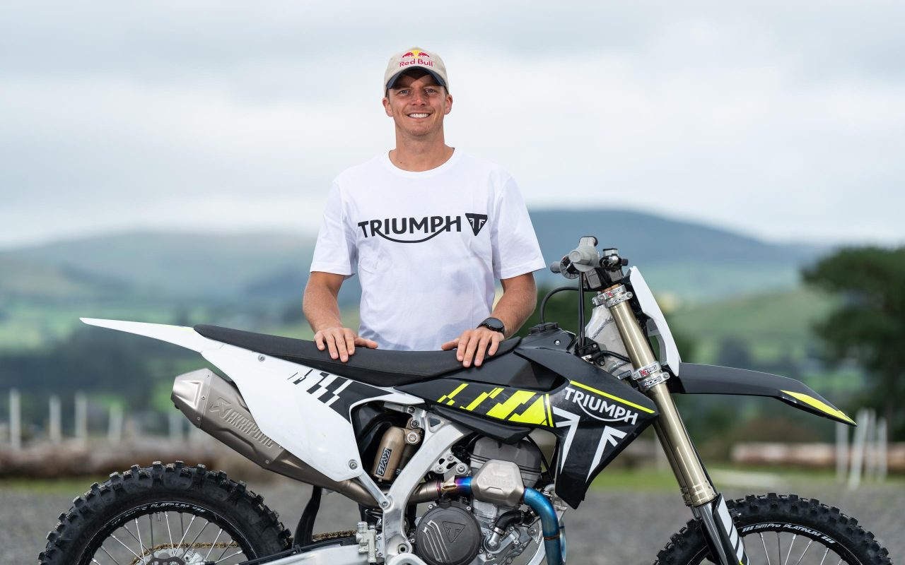 Jonny Walker signed by Triumph Racing Enduro Team