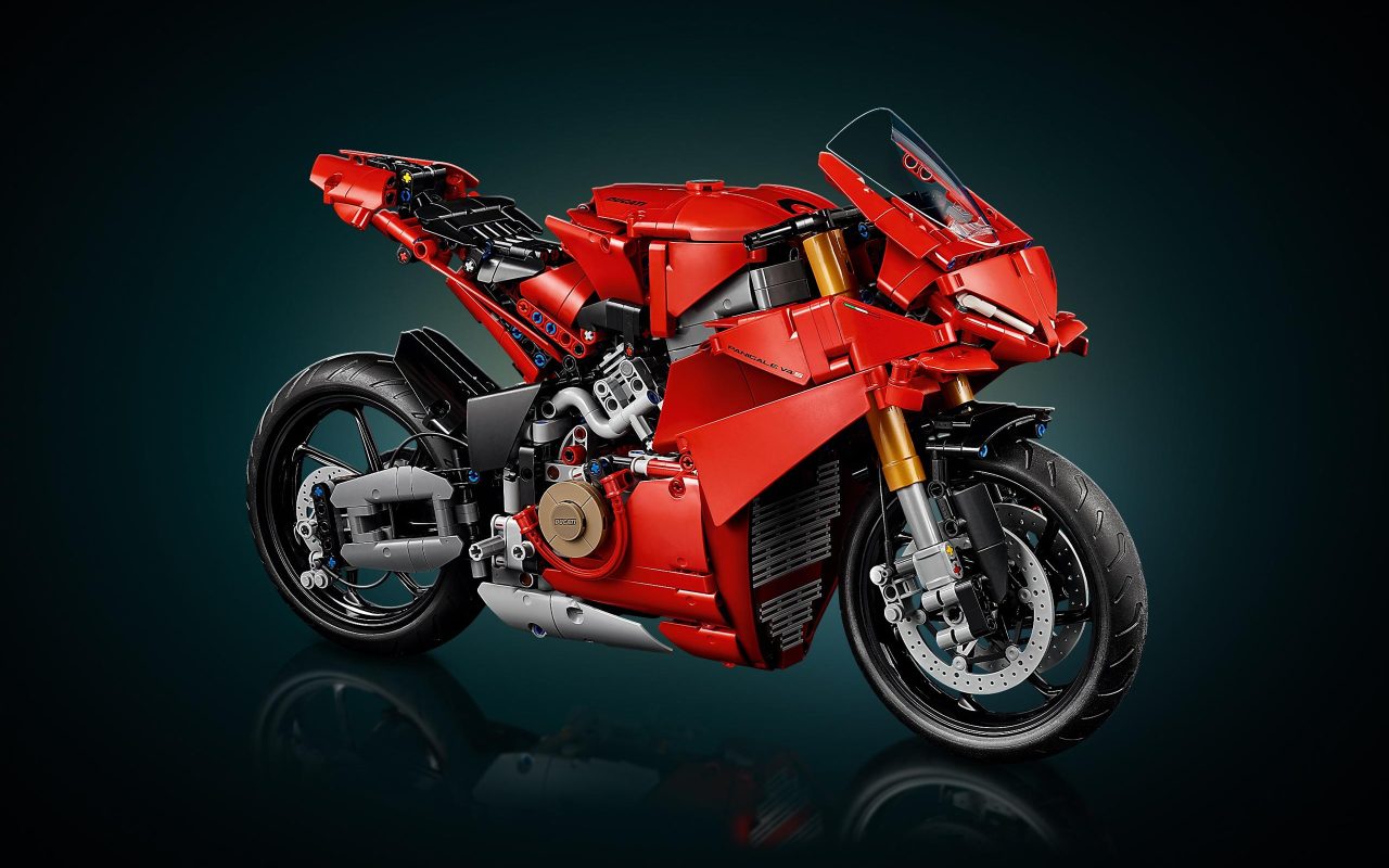 This is a 1,603-piece LEGO Ducati Panigale V4 S