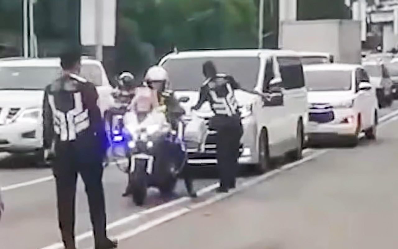 VIP convoys cause more traffic – Sen. JV Ejercito