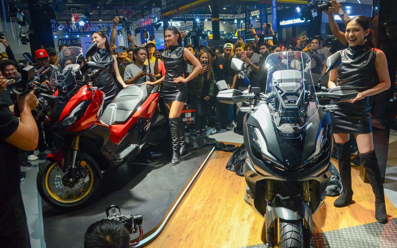 Honda teases ADV350 scooter at Makina