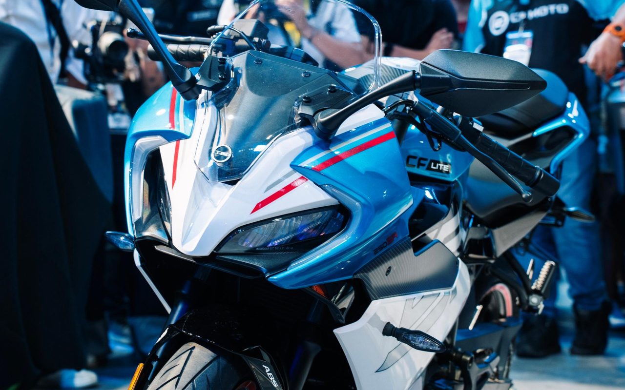CFMOTO unveils the 250NK LITE & 250SR LITE at Makina