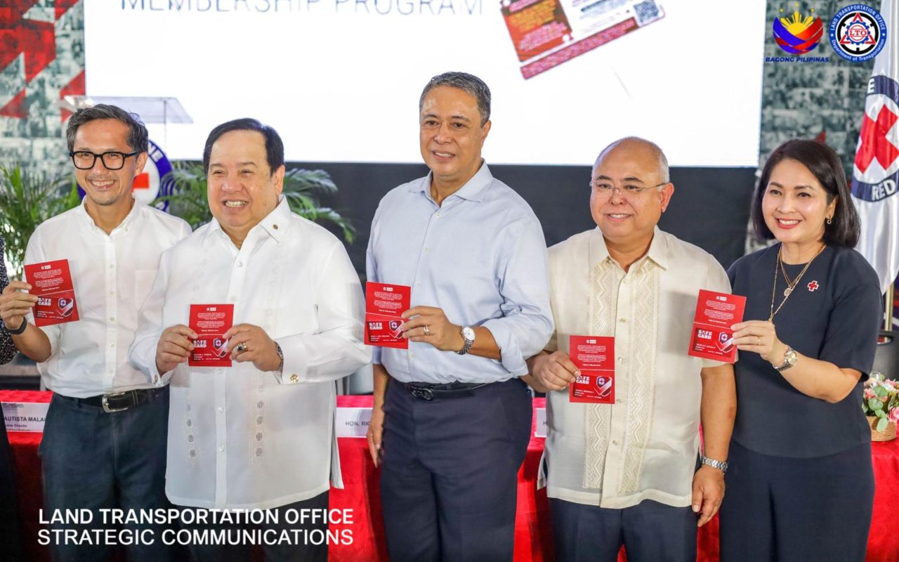Dick Gordon promotes PH Red Cross Safe Card with DOTr, LTO