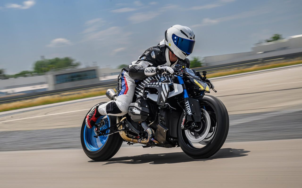 Custom NOS-equipped BMW R 1300 R TITAN unveiled