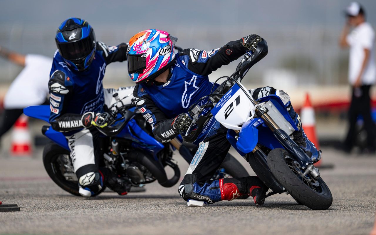 Jonathan Rea mentors kids at Blu Cru camp before retiring
