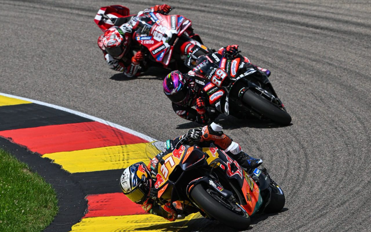 KTM says no to MotoGP’s single-bike rule proposal for 2027