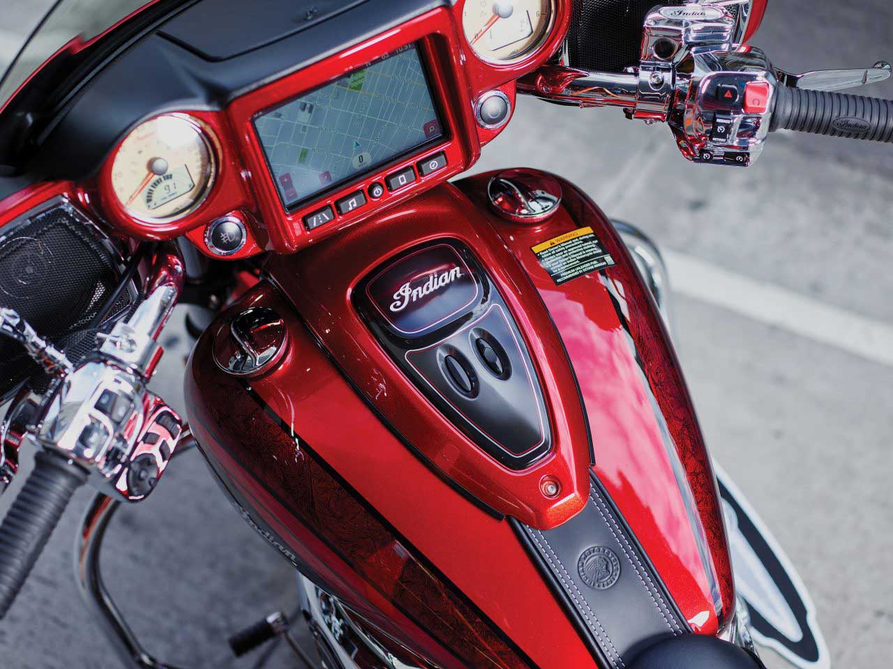 Indian reveals 2017 Chieftain Elite, Limited trims Indian reveals 2017 Chieftain Elite, Limited trims