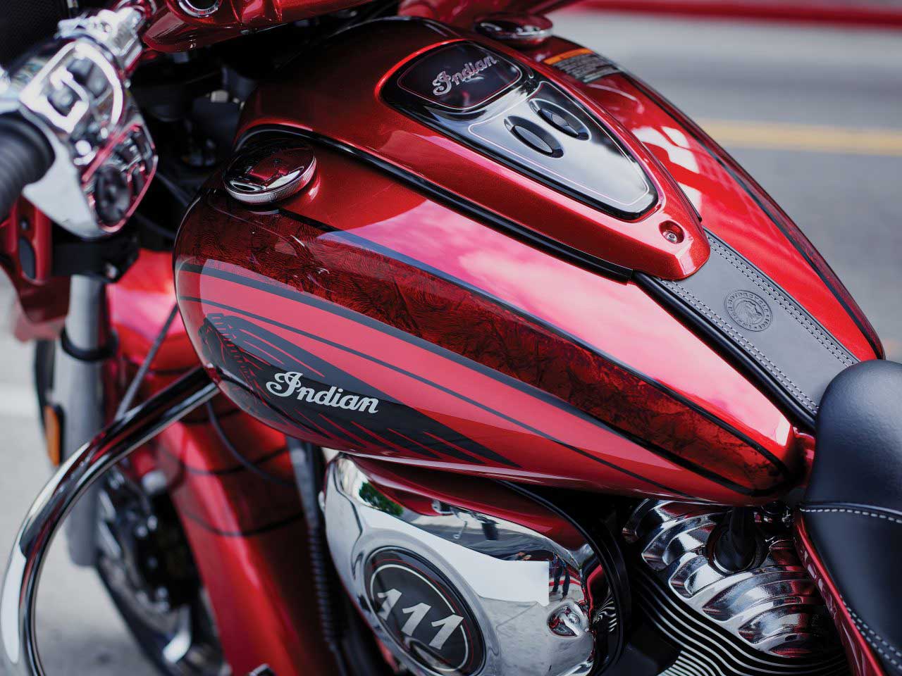 Indian reveals 2017 Chieftain Elite, Limited trims Indian reveals 2017 Chieftain Elite, Limited trims