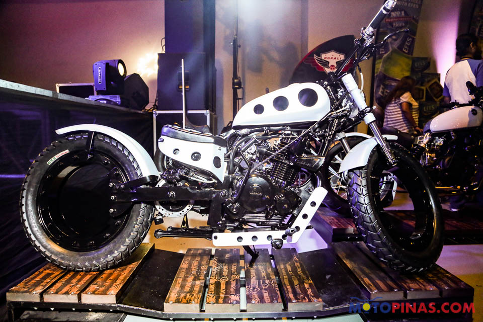 3B Customs' hubless bobber