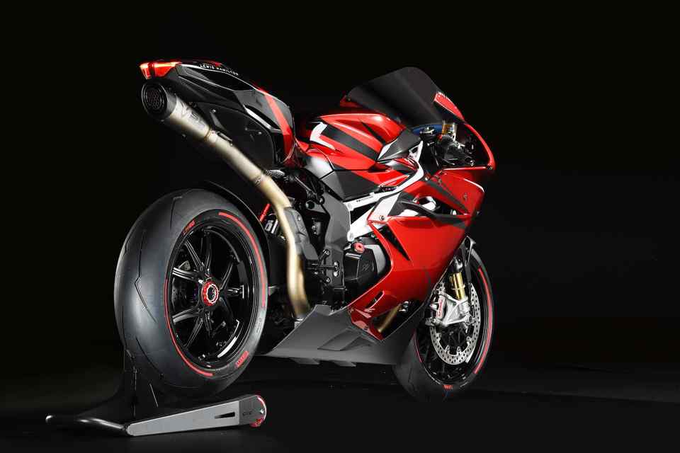 MV Agusta and F1’s Lewis Hamilton unveil F4 LH44 superbike MV Agusta and F1’s Lewis Hamilton unveil F4 LH44 superbike