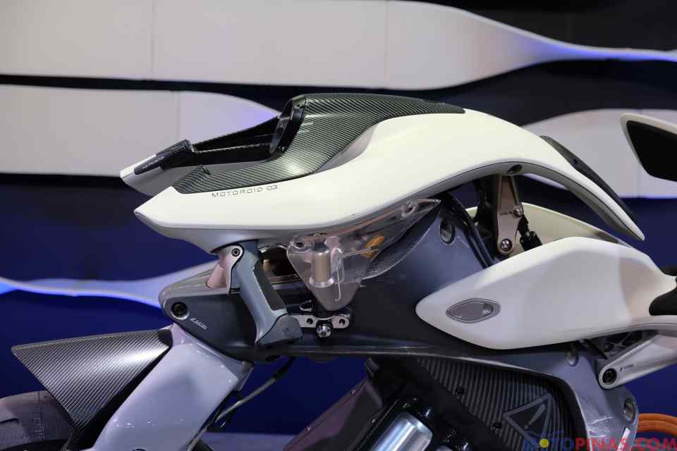 Tokyo 2017: Yamaha displays the MOTOROiD A.I. concept