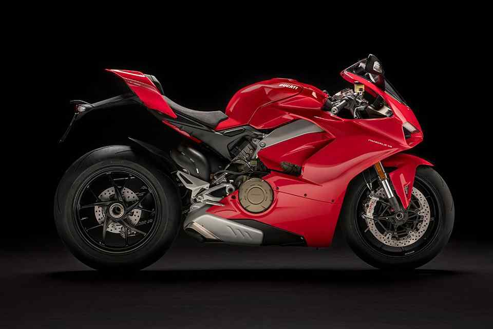 EICMA 2017: All-new Ducati Panigale V4 unleashed with 217 PS EICMA 2017: All-new Ducati Panigale V4 unleashed with 217 PS