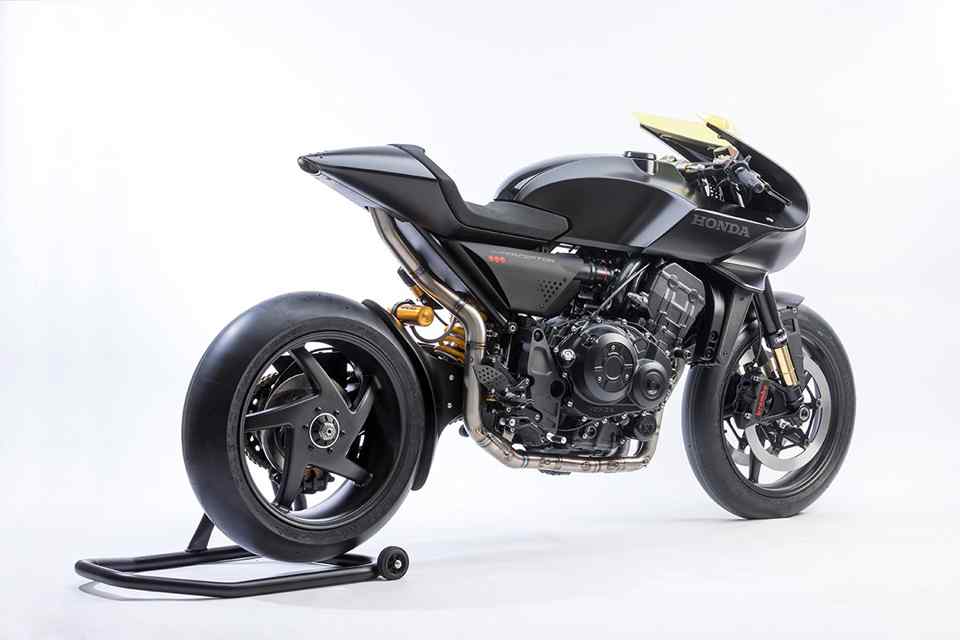 EICMA 2017: Honda drops awesome CB4 Interceptor concept EICMA 2017: Honda drops awesome CB4 Interceptor concept