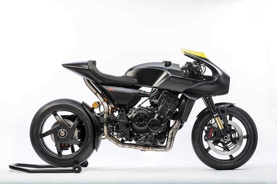 EICMA 2017: Honda drops awesome CB4 Interceptor concept EICMA 2017: Honda drops awesome CB4 Interceptor concept