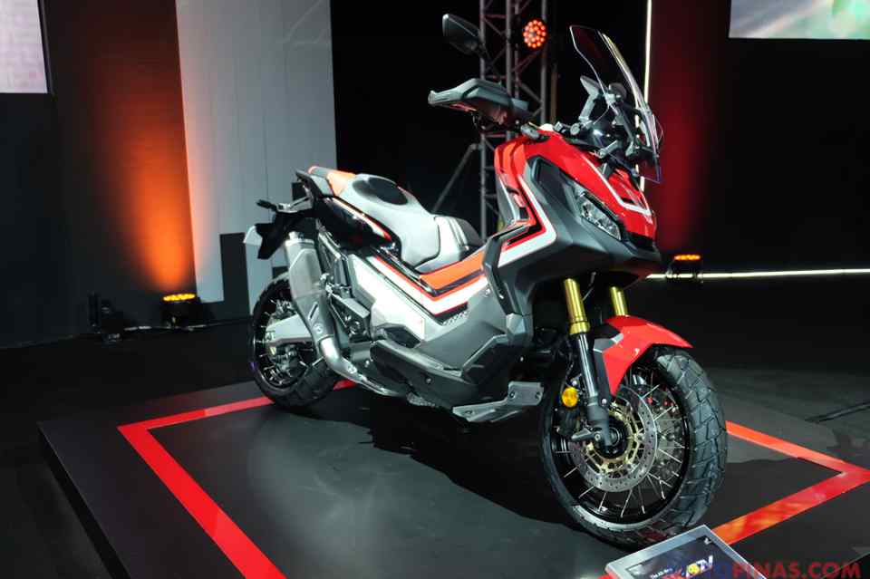 Honda finally brings in the big bikes Honda finally brings in the big bikes