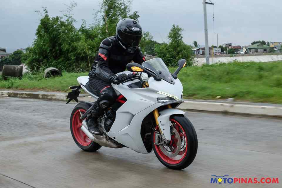 Ducati Supersport S
