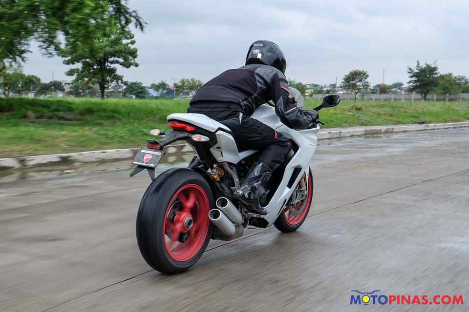 Ducati Supersport S