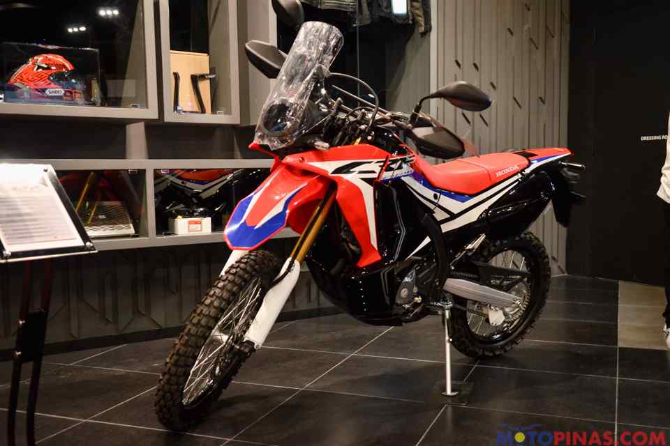 Honda holds sends off party for Troy Alberto at new flagship shop