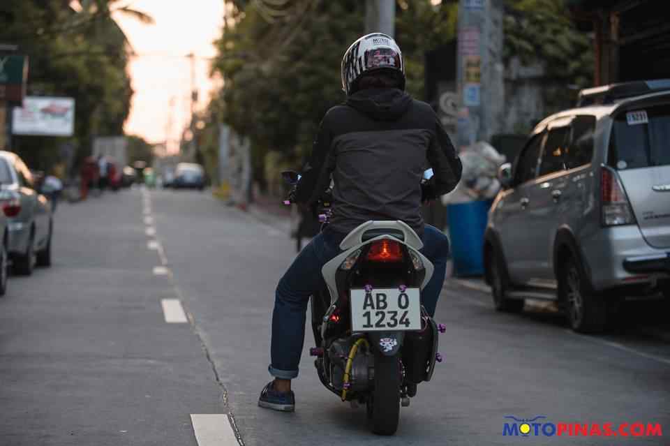 LTO: Motorcycles won’t get new plates yet LTO: Motorcycles won’t get new plates yet
