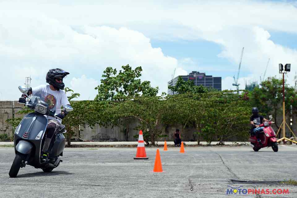 Vespa Ph holds free Safety Riding Clinic Vespa Ph holds free Safety Riding Clinic