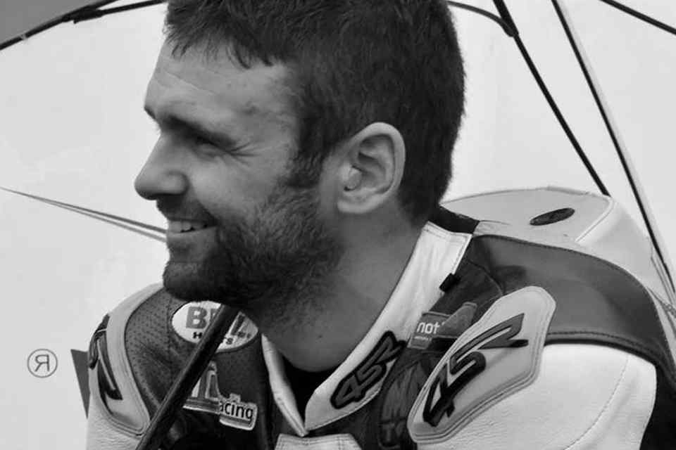 William Dunlop tragically dies in road race practice in Ireland