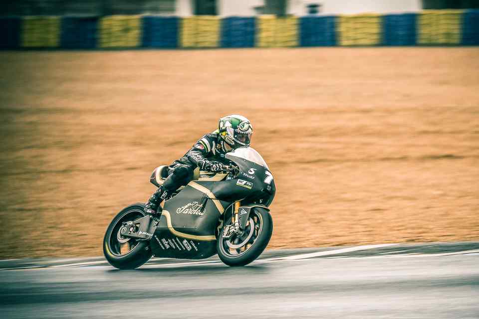Saroléa reveals electric TT Zero-derived Manx7 Saroléa reveals electric TT Zero-derived Manx7