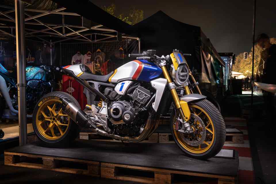 Mick Doohan just raced the HRC CB1000R on the Glemseck 1/8th mile Mick Doohan just raced the HRC CB1000R on the Glemseck 1/8th mile
