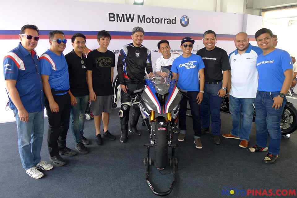 BMW PH hands over HP4 Race to owner BMW PH hands over HP4 Race to owner