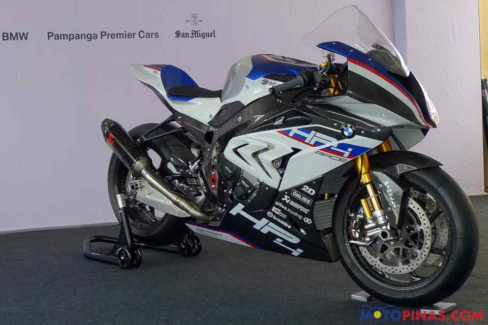 BMW PH hands over HP4 Race to owner BMW PH hands over HP4 Race to owner