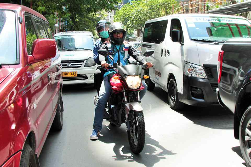 Angkas temporarily allowed to take on passengers again