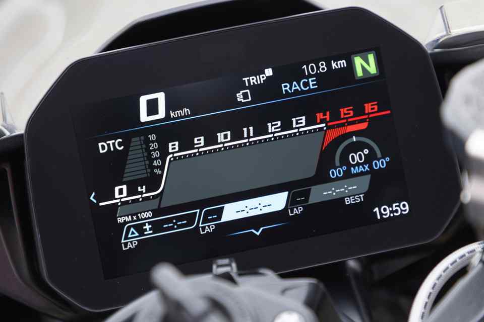 3rd Gen BMW S1000 RR Revealed in EICMA
