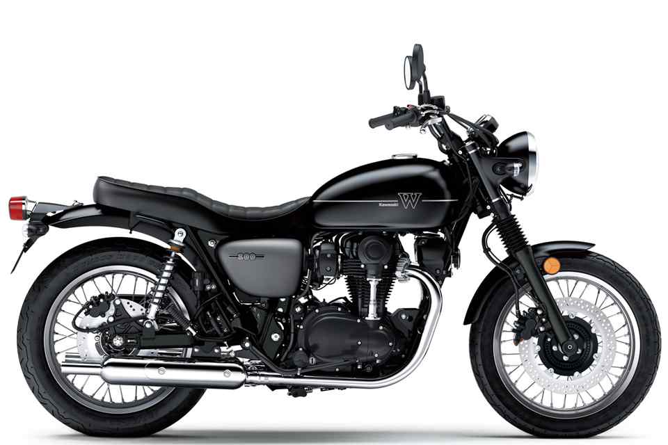 Kawasaki revives W800 with Street and Cafe versions