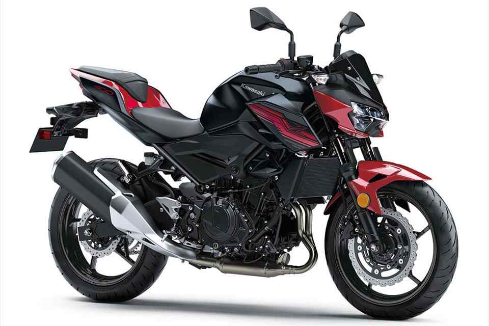 Kawasaki introduces the naked Z400 with the Ninja’s performance