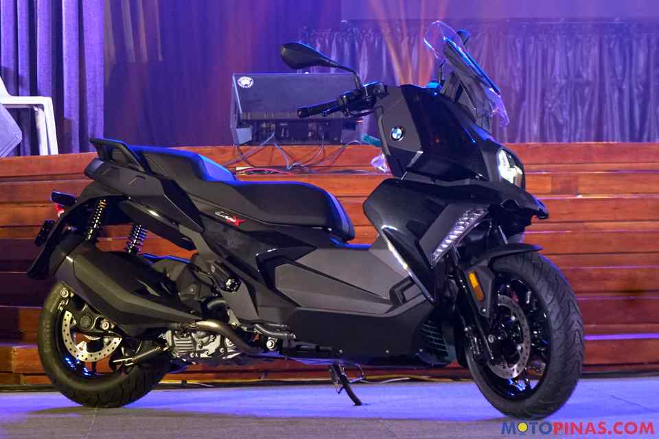 BMW Motorrad launches 2019 C 400 X BMW Motorrad launches 2019 C 400 X