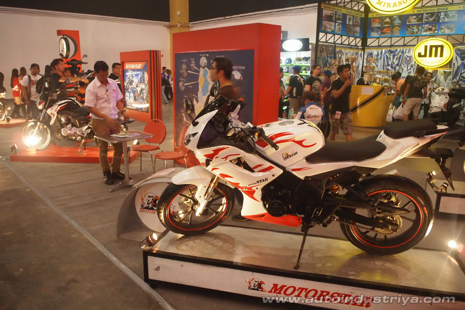 Honda's booth