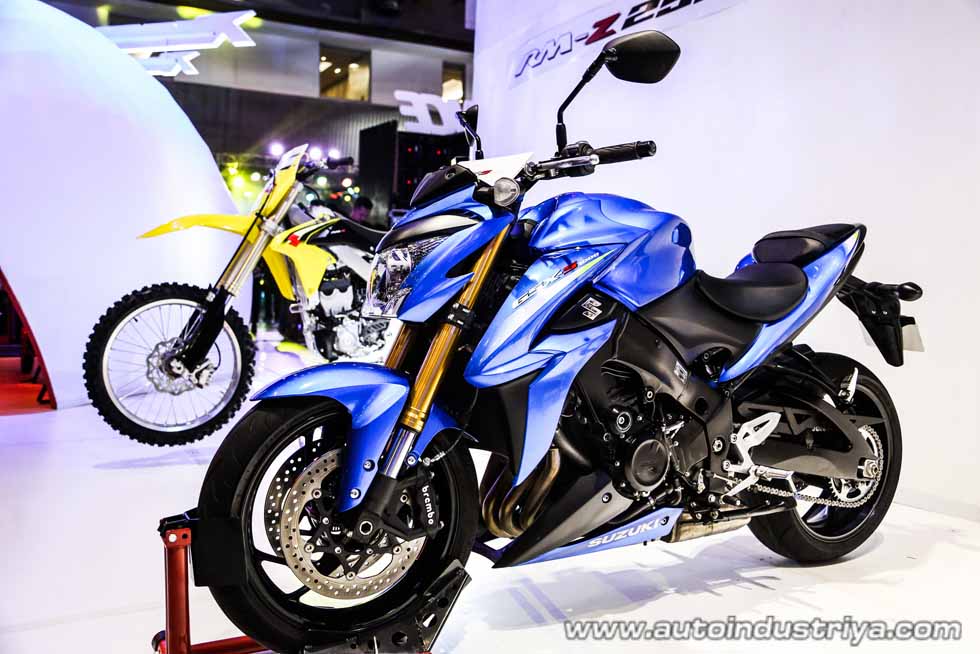 Suzuki's booth