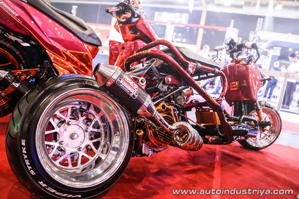 Custom bike at the IR Bike Show