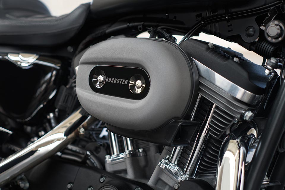 The blacked-out Evolution V-Twin motor