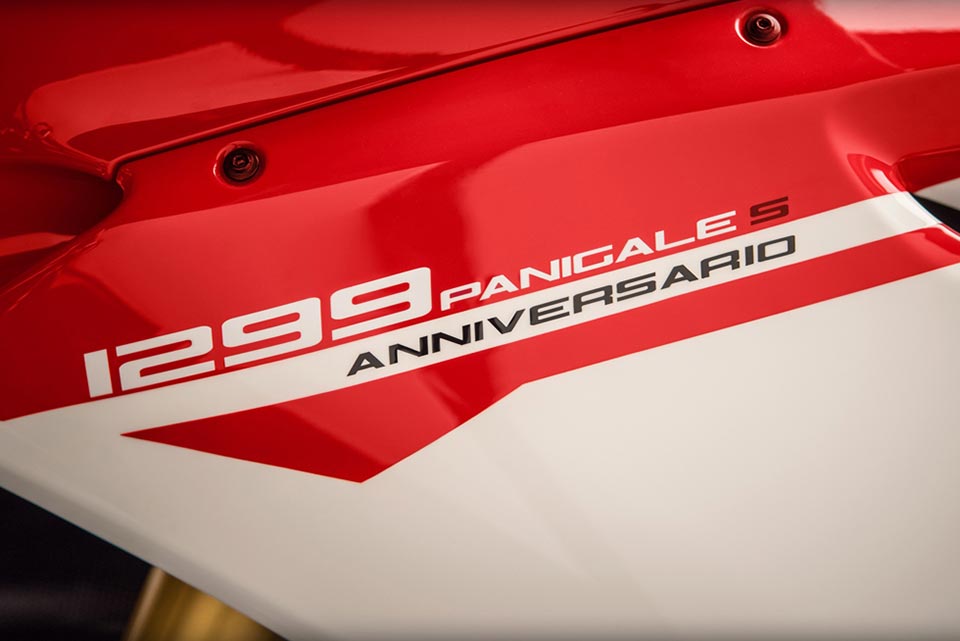 The Ducati 1299 Panigale S Anniversario decals