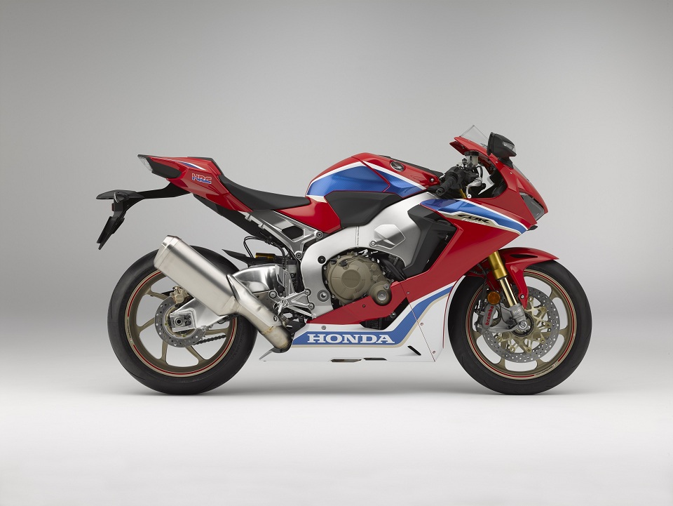 Side profile of the new Honda Fireblade SP2
